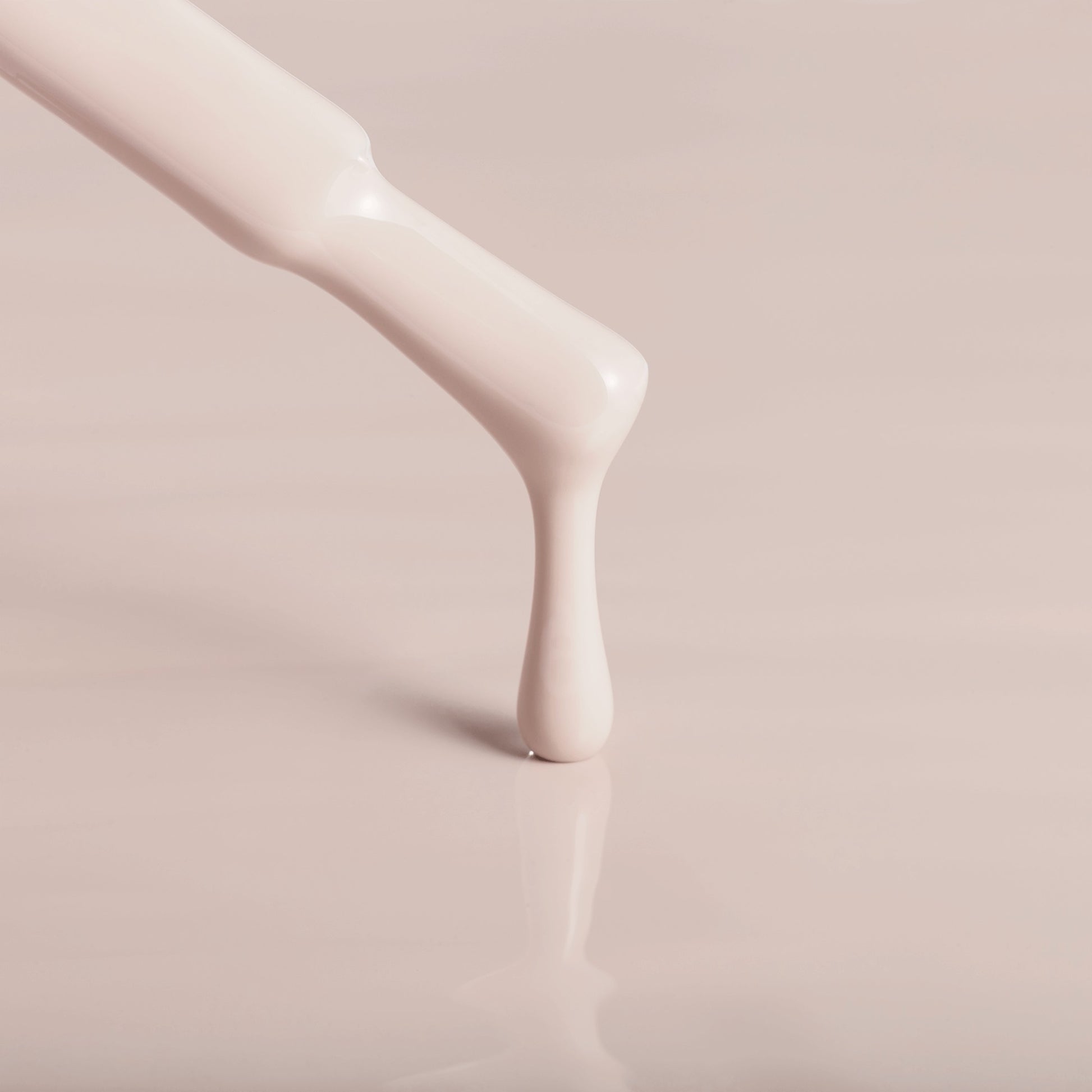 Камуфлирующее базовое покрытие Natural Rubber Base Ivory, 7 мл